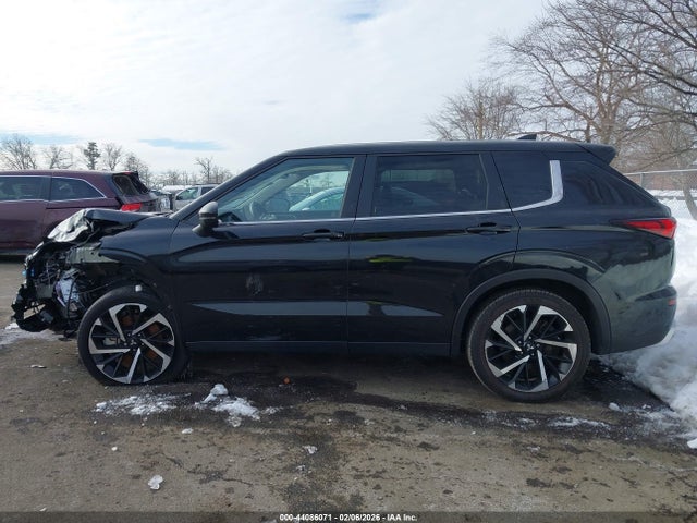 Продаж на аукціоні авто 2024 Mitsubishi Outlander Se 2.5 S-awc, vin: JA4J4VA88RZ086929, номер лоту: 44086071