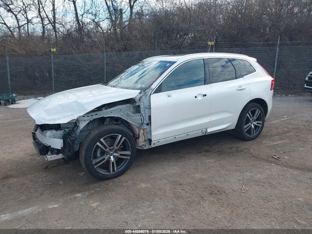 2021 VOLVO XC60 YV4102RK4M1681734 Photo 1