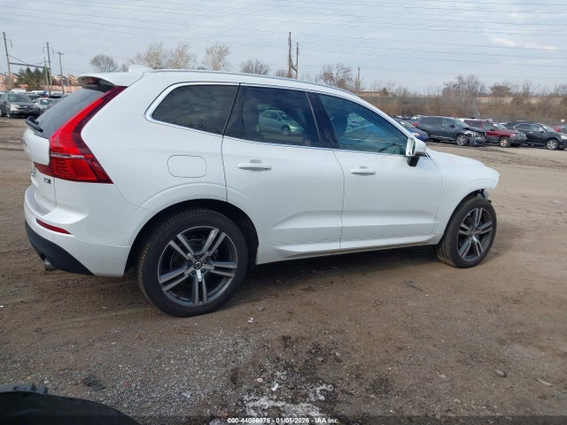 2021 VOLVO XC60 YV4102RK4M1681734 Photo 3