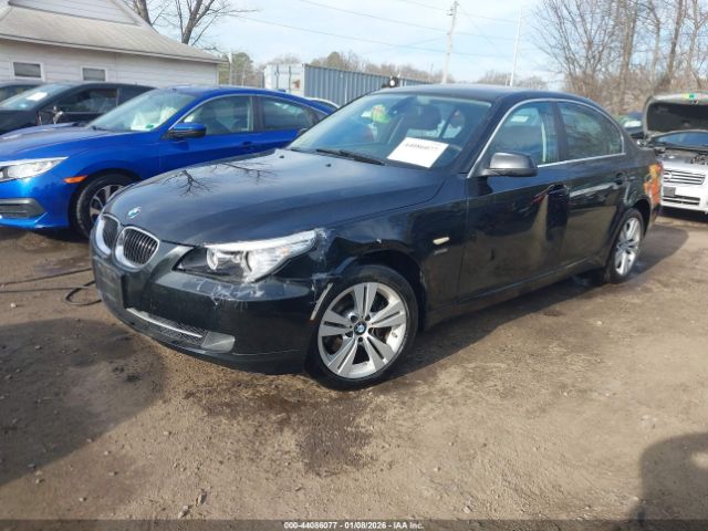 2010 BMW 528I WBANV1C58AC159754 Photo 1