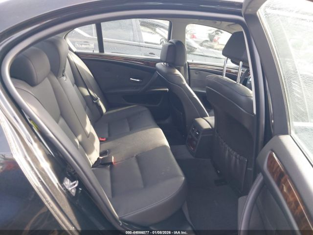 2010 BMW 528I WBANV1C58AC159754 Photo 7