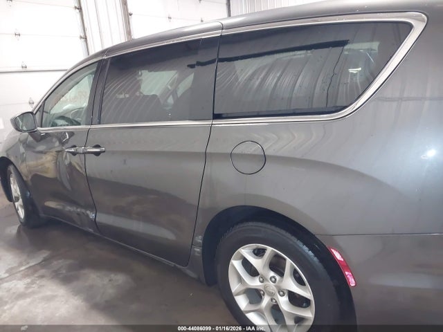 Aukcja sprzedaży 2019 Chrysler Pacifica Touring Plus, vin: 2C4RC1FGXKR528419, numer aukcji: 44086099