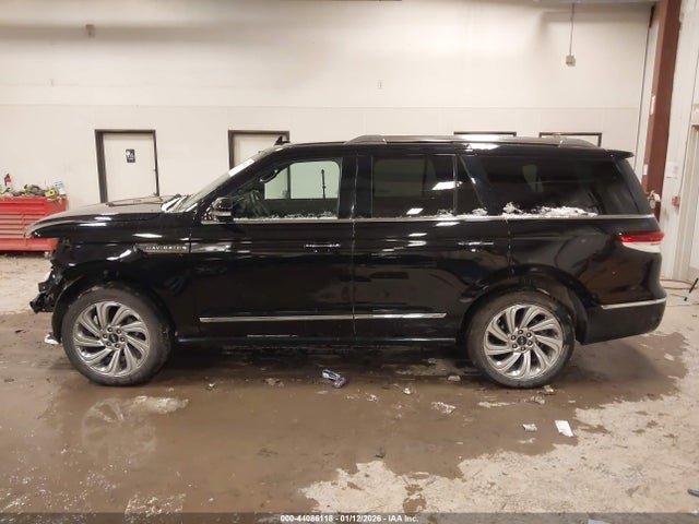 5LMJJ2NG1REL11254 Lincoln Navigator Premiere