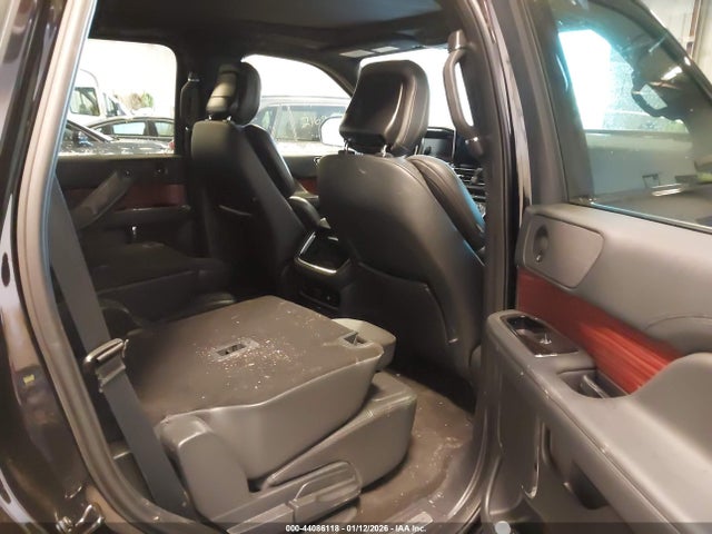 5LMJJ2NG1REL11254 Lincoln Navigator Premiere