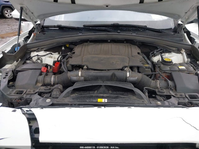 2018 JAGUAR F-PACE SADCM2FV3JA271635 Photo 9