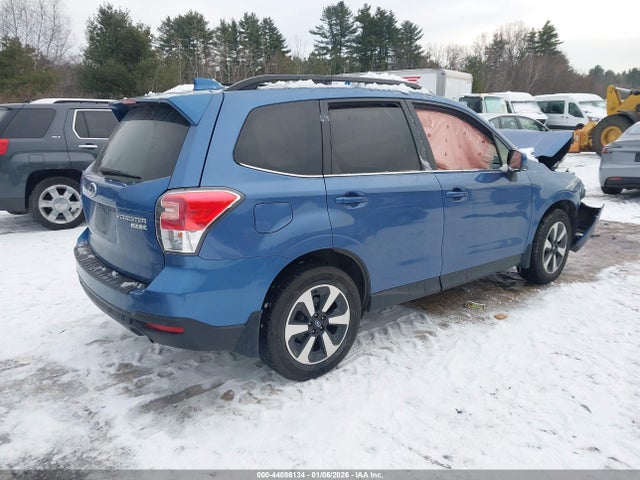 2017 Subaru Forester 2.5i Limited მანქანა იყიდება აუქციონზე, vin: JF2SJARC5HH422126, აუქციონის ნომერი: 44086134