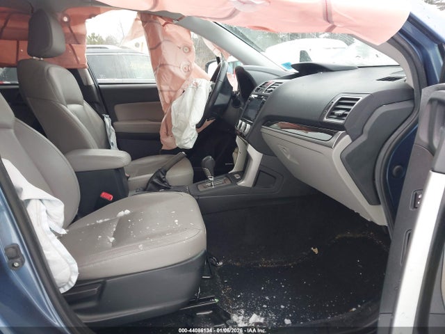 2017 Subaru Forester 2.5i Limited მანქანა იყიდება აუქციონზე, vin: JF2SJARC5HH422126, აუქციონის ნომერი: 44086134
