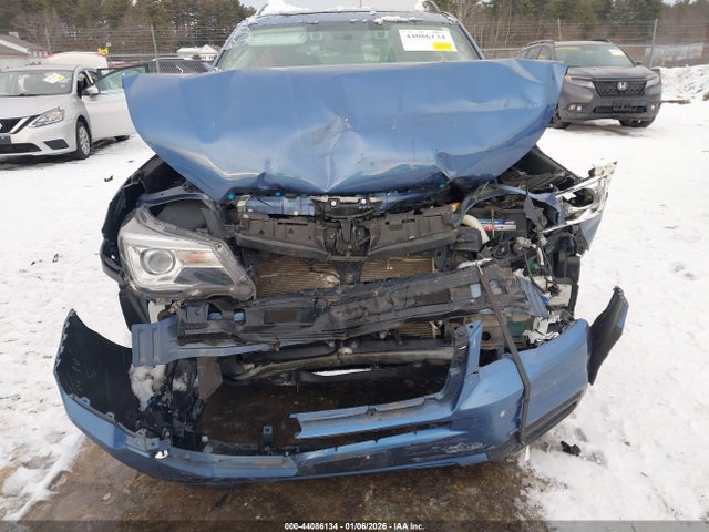 2017 Subaru Forester 2.5i Limited მანქანა იყიდება აუქციონზე, vin: JF2SJARC5HH422126, აუქციონის ნომერი: 44086134