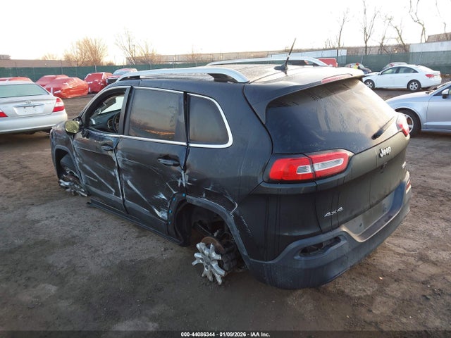 Jeep Cherokee Latitude 2015 1C4PJMCS0FW594367 Image 3