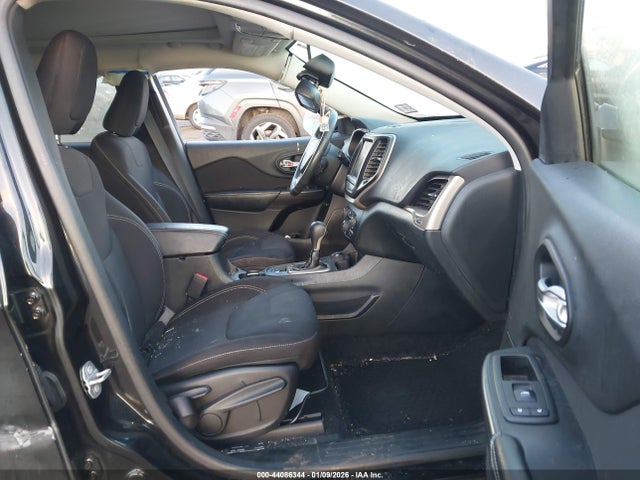 Jeep Cherokee Latitude 2015 1C4PJMCS0FW594367 Image 5