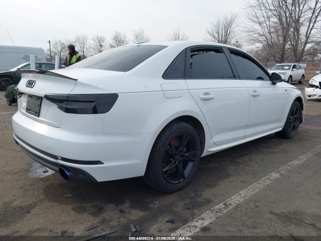 2018 AUDI A4 WAUKMAF48JN010418 Photo 3