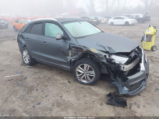 2018 AUDI Q3 WA1ECCFS9JR010637 Photo 0