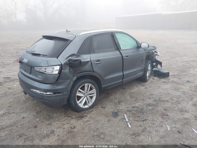 2018 AUDI Q3 WA1ECCFS9JR010637 Photo 3