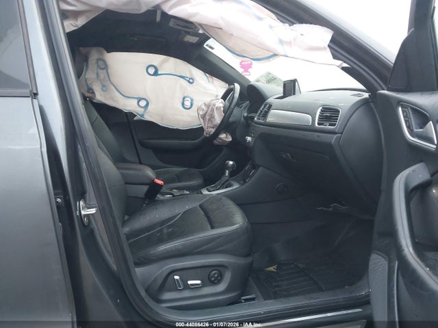 2018 AUDI Q3 WA1ECCFS9JR010637 Photo 4