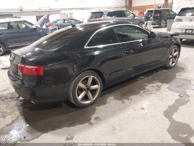 2009 AUDI A5 WAUDK78T49A007587 Photo 3