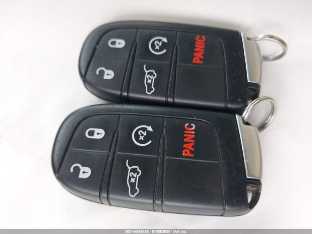 2018 JEEP GRAND CHEROKEE 1C4RJFBG1JC410002 Photo 10