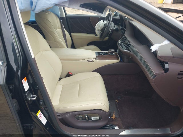 44086464 :رقم المزاد ، JTHB51FF0J5001499 vin ، 2018 Lexus Ls 500 مزاد بيع