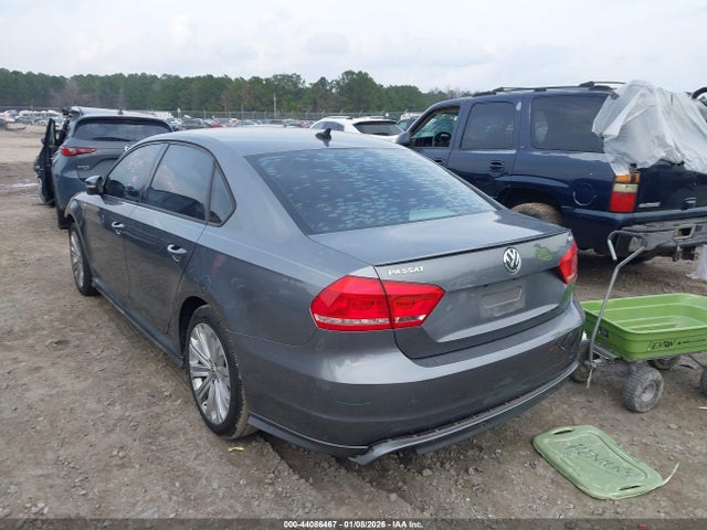 Продаж на аукціоні авто 2015 Volkswagen Passat 1.8t Wolfsburg Edition, vin: 1VWAS7A3XFC011124, номер лоту: 44086467