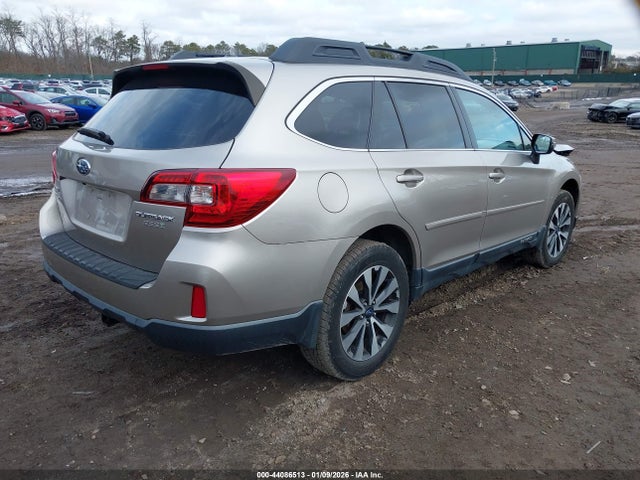2015 Subaru Outback 2.5i Limited მანქანა იყიდება აუქციონზე, vin: 4S4BSAJC0F3226401, აუქციონის ნომერი: 44086513