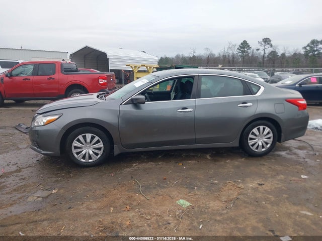 1N4AL3AP5GN317784 Nissan Altima 2.5 S