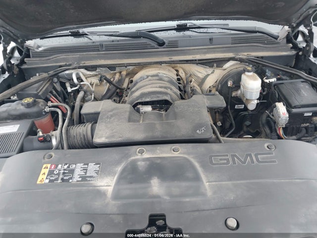 1GKS2FKC2JR154742 GMC Yukon Xl Sle