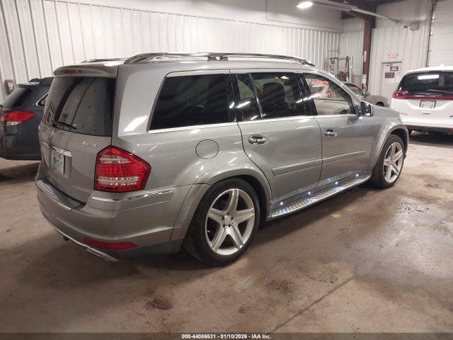 2011 MERCEDES-BENZ GL 550 4JGBF8GE9BA667682 Photo 3