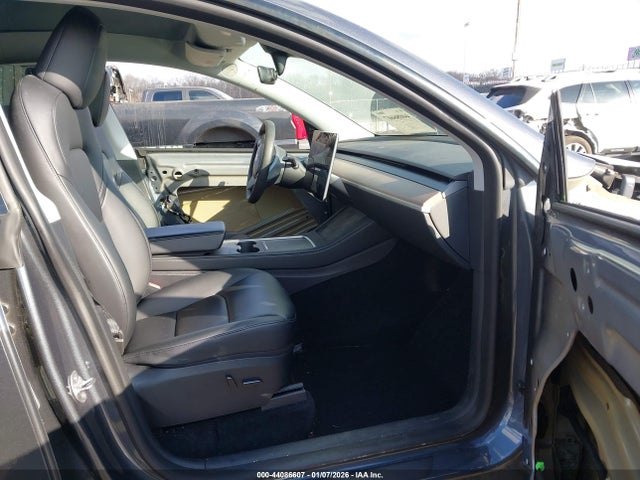2023 TESLA MODEL Y 7SAYGDEE2PA103779 Photo 4