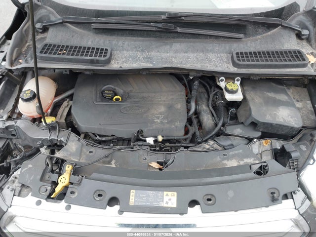 1FMCU0GD8JUA40147 Ford ESCAPE SE