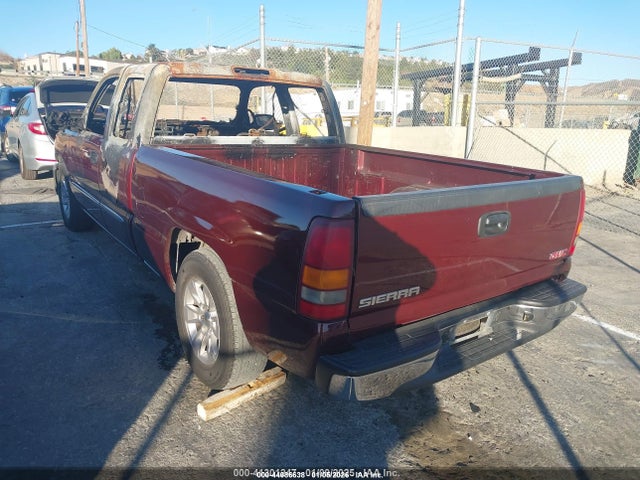 44086638 :رقم المزاد ، 2GTEC19T131386405 vin ، 2003 Gmc Sierra 1500 Sle مزاد بيع