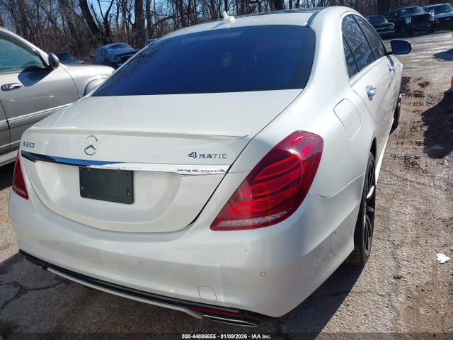 2015 Mercedes-benz S 550 4matic მანქანა იყიდება აუქციონზე, vin: WDDUG8FB8FA171933, აუქციონის ნომერი: 44086655