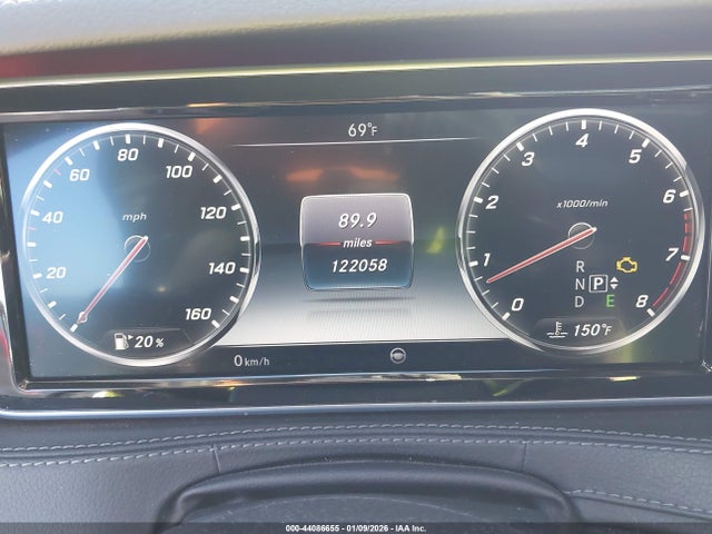 2015 Mercedes-benz S 550 4matic მანქანა იყიდება აუქციონზე, vin: WDDUG8FB8FA171933, აუქციონის ნომერი: 44086655