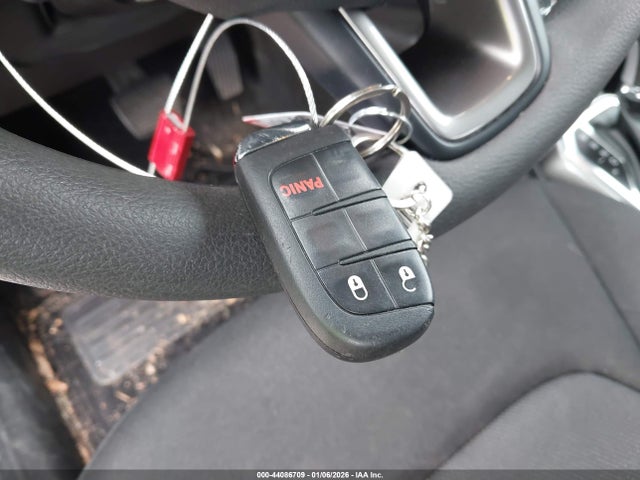 2022 JEEP RENEGADE ZACNJCA1XNPN95983 Photo 10