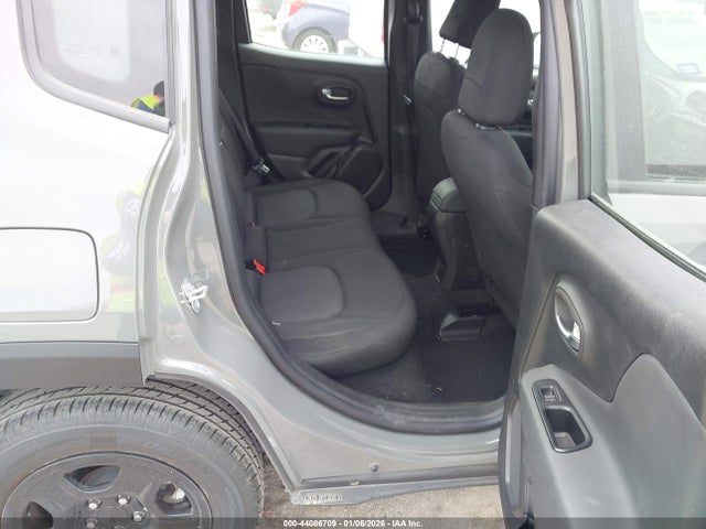 2022 JEEP RENEGADE ZACNJCA1XNPN95983 Photo 7