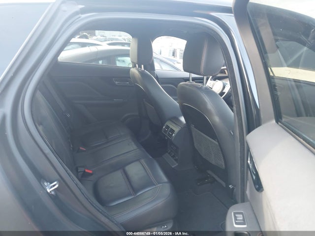 2018 JAGUAR F-PACE SADCK2GX6JA292565 Photo 7