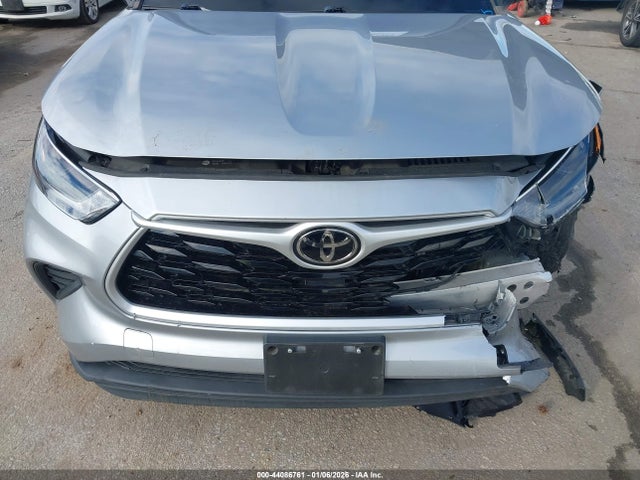 Toyota Highlander L 2021 5TDCZRAHXMS082995 Image 16