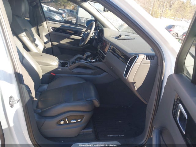2021 PORSCHE CAYENNE WP1AA2AY1MDA04010 Photo 4