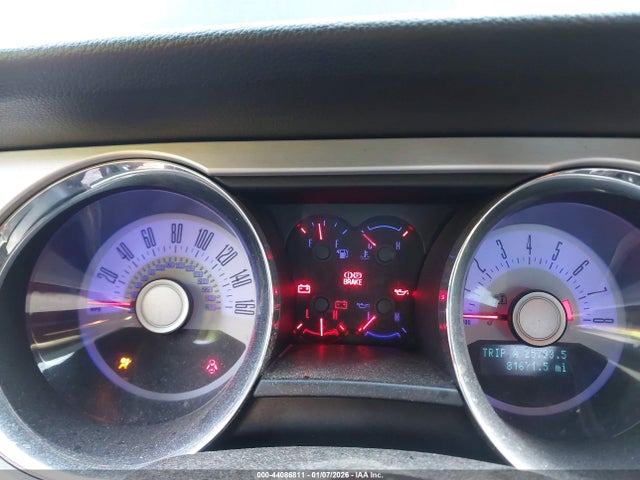 2011 FORD MUSTANG 1ZVBP8CF2B5146566 Photo 6