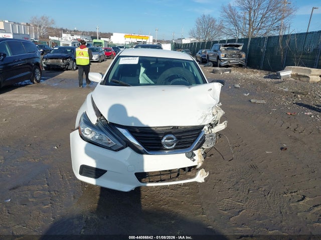 Nissan Altima 2.5 S 2017 1N4AL3AP1HC206503 Image 11