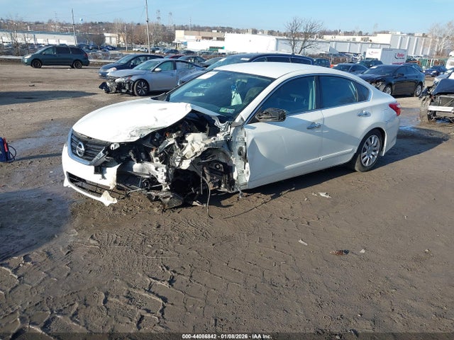 Nissan Altima 2.5 S 2017 1N4AL3AP1HC206503 Image 2