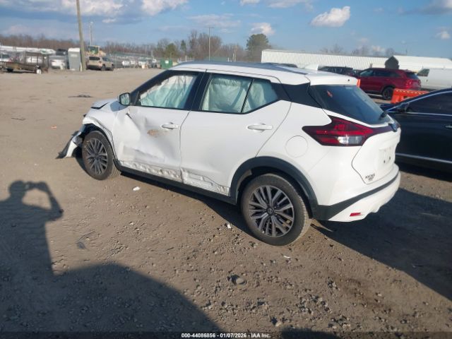 2021 NISSAN KICKS 3N1CP5CV4ML480746 Photo 2