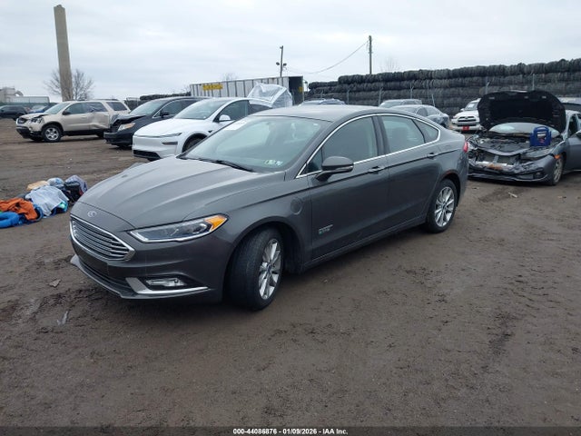 Ford Fusion Energi Titanium 2018 3FA6P0SU1JR123349 Image 2