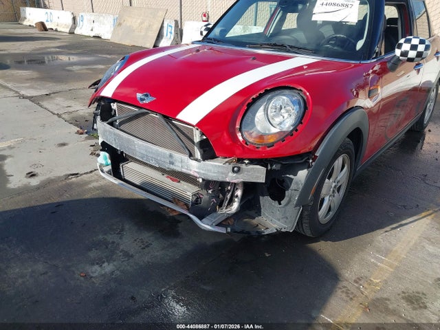 WMWXU1C53G2D08228 Mini Hardtop Cooper