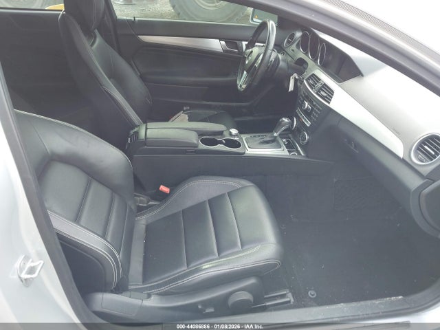 2013 MERCEDES-BENZ C 350 WDDGJ5HB6DF948393 Photo 4