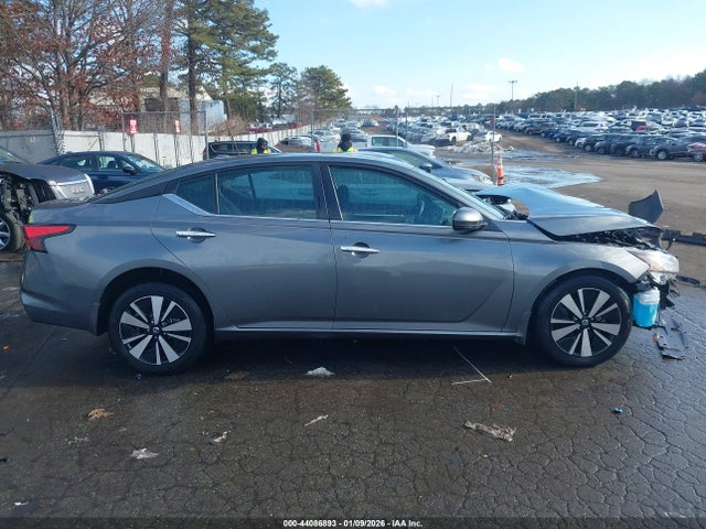 44086893 :رقم المزاد ، 1N4BL4DW2NN340529 vin ، 2022 Nissan Altima Sv Intelligent Awd مزاد بيع