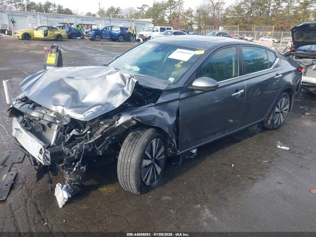 44086893 :رقم المزاد ، 1N4BL4DW2NN340529 vin ، 2022 Nissan Altima Sv Intelligent Awd مزاد بيع