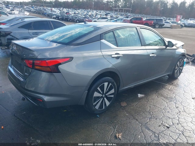 44086893 :رقم المزاد ، 1N4BL4DW2NN340529 vin ، 2022 Nissan Altima Sv Intelligent Awd مزاد بيع
