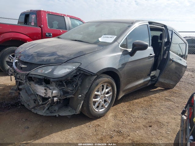 Продаж на аукціоні авто 2017 Chrysler Pacifica Touring, vin: 2C4RC1DG2HR502490, номер лоту: 44086903