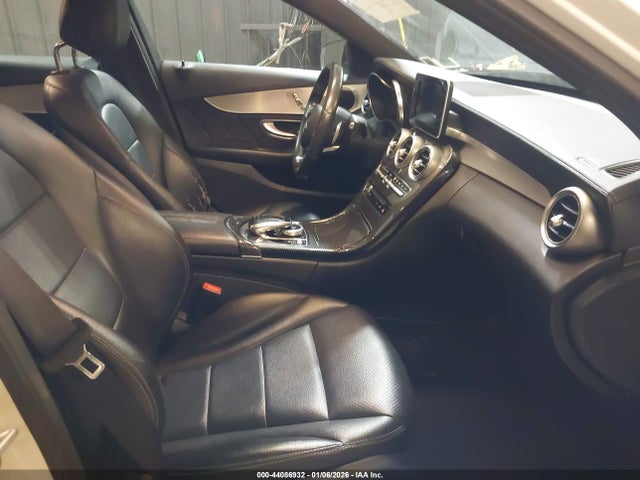 Продажа на аукционе авто 2015 Mercedes-benz C 300 Sport, vin: 55SWF4JB3FU090673, номер лота: 44086932