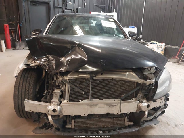 Продажа на аукционе авто 2015 Mercedes-benz C 300 Sport, vin: 55SWF4JB3FU090673, номер лота: 44086932