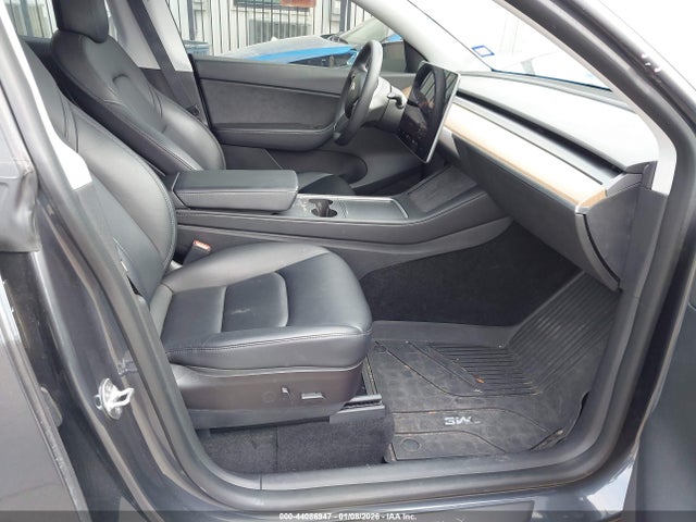 2022 TESLA MODEL Y 7SAYGDEF1NF375183 Photo 4